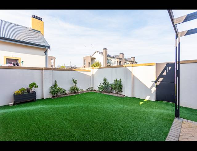 3 BEDROOM HOUSE FOR SALE IN BUH REIN ESTATE